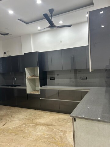 Kitchen in 6+ BHK Independent House at BPTP Eden Estate, Sector 81 – for Sale