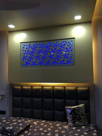 Bedroom in 2.5 BHK Apartment at Puri Pratham, Sector 84 – for Rent