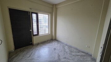 Room in 3 BHK Builder Floor at Ansal Sushant Residency, Sushant Lok Iii – for Rent