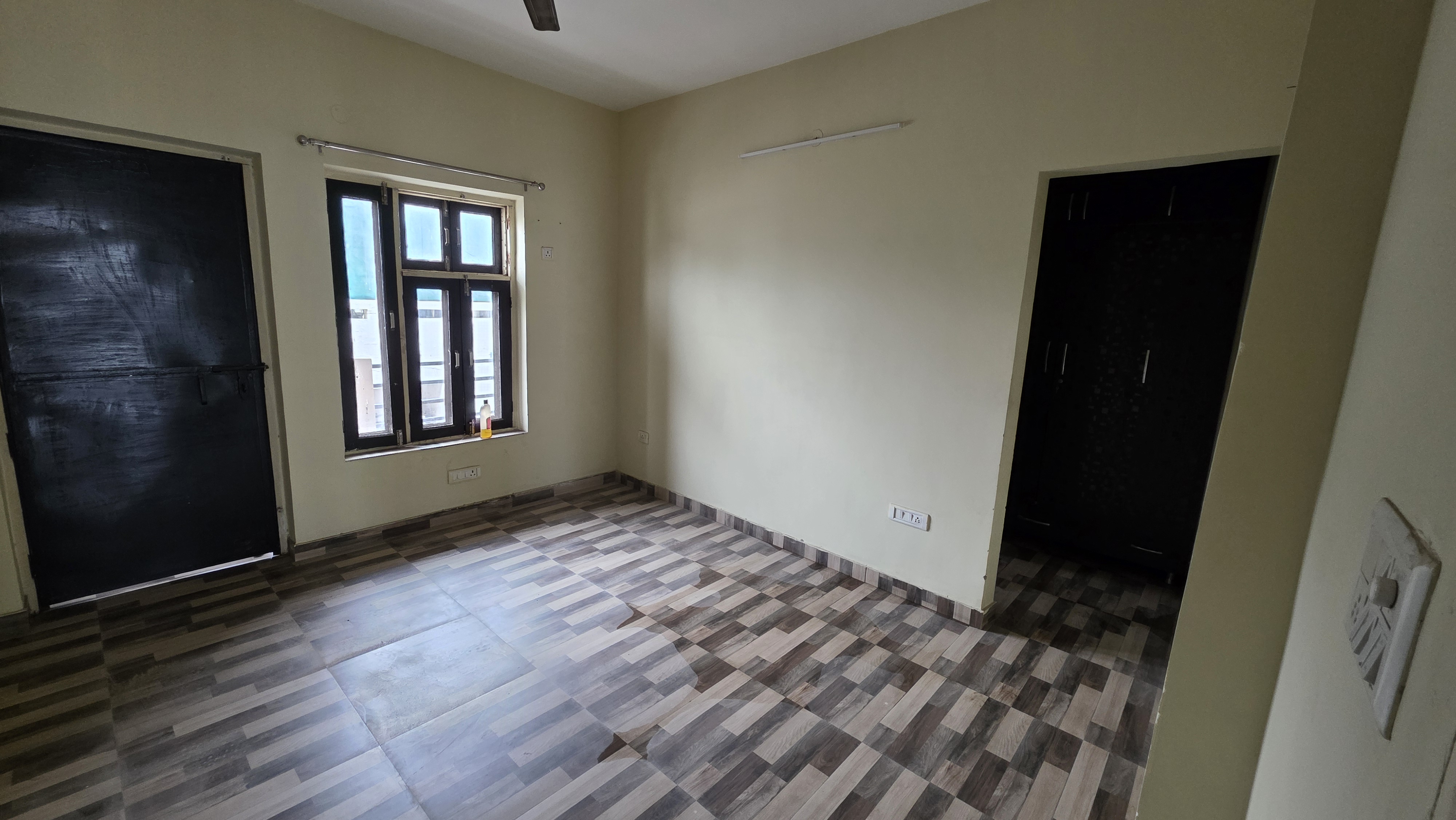 3 BHK 1650 Sq.Ft. Builder Floor in Ansal Sushant Residency