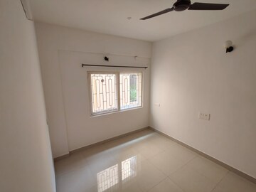 Room in 2 BHK Builder Floor at Hsr Layout – for Rent