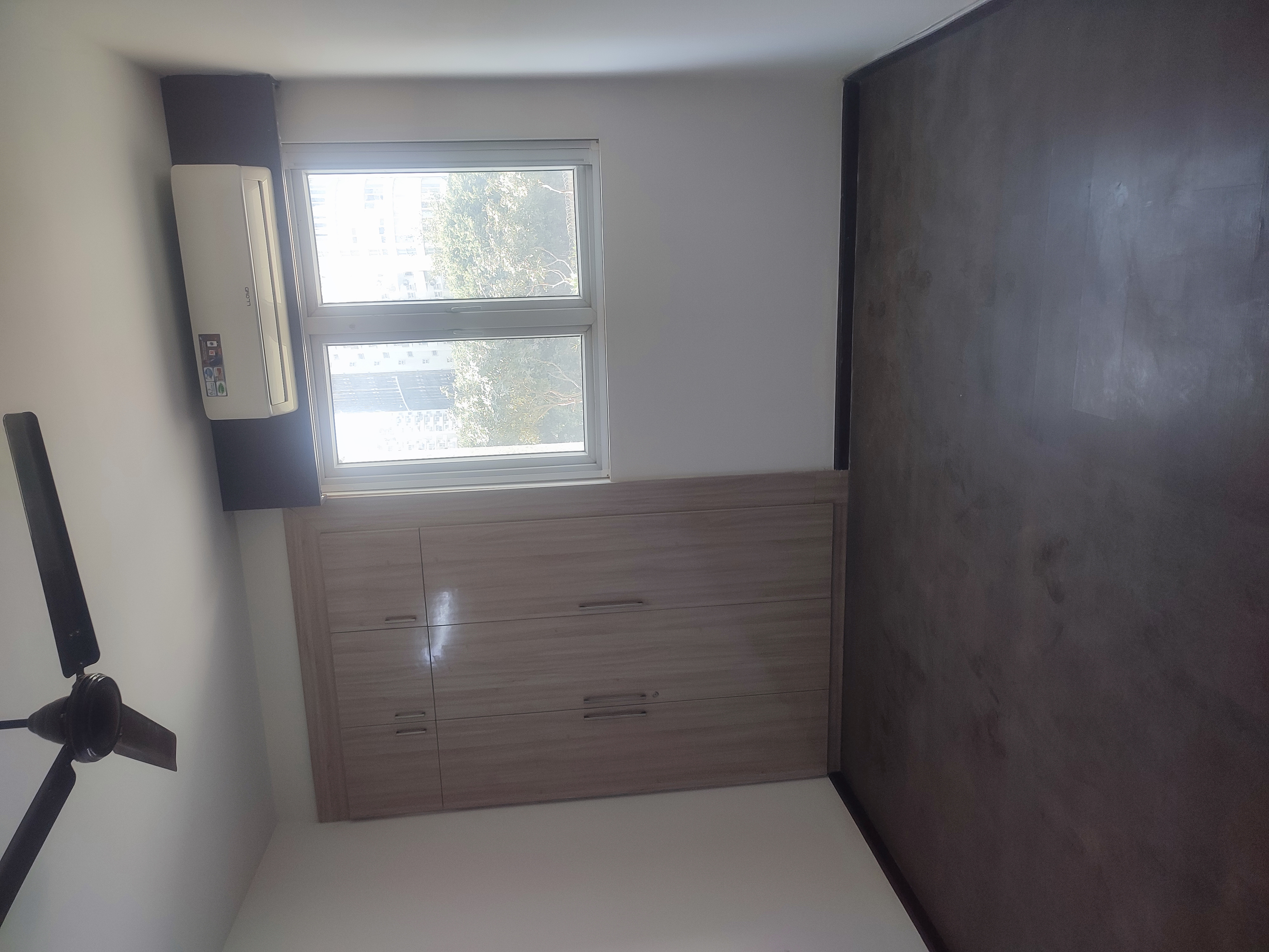 3 BHK + Servant Room 1920 Sq.Ft. Apartment in Emaar The Enclave