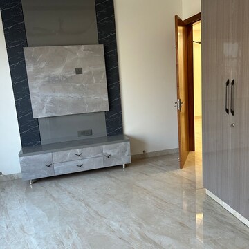 2 BHK Builder Floor For Rent in BPTP District, Sector 3