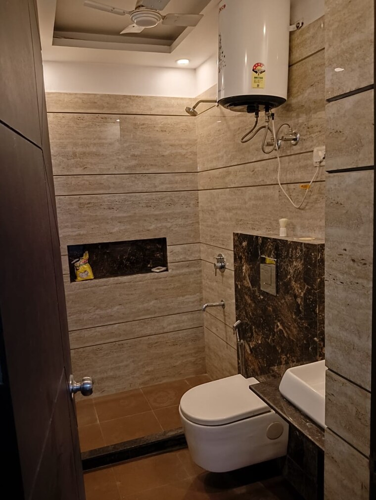 Bathroom, unitech-fresco 3 Bedroom 1877 Sq.Ft. Apartment In Sector 50 Gurgaon 8587186