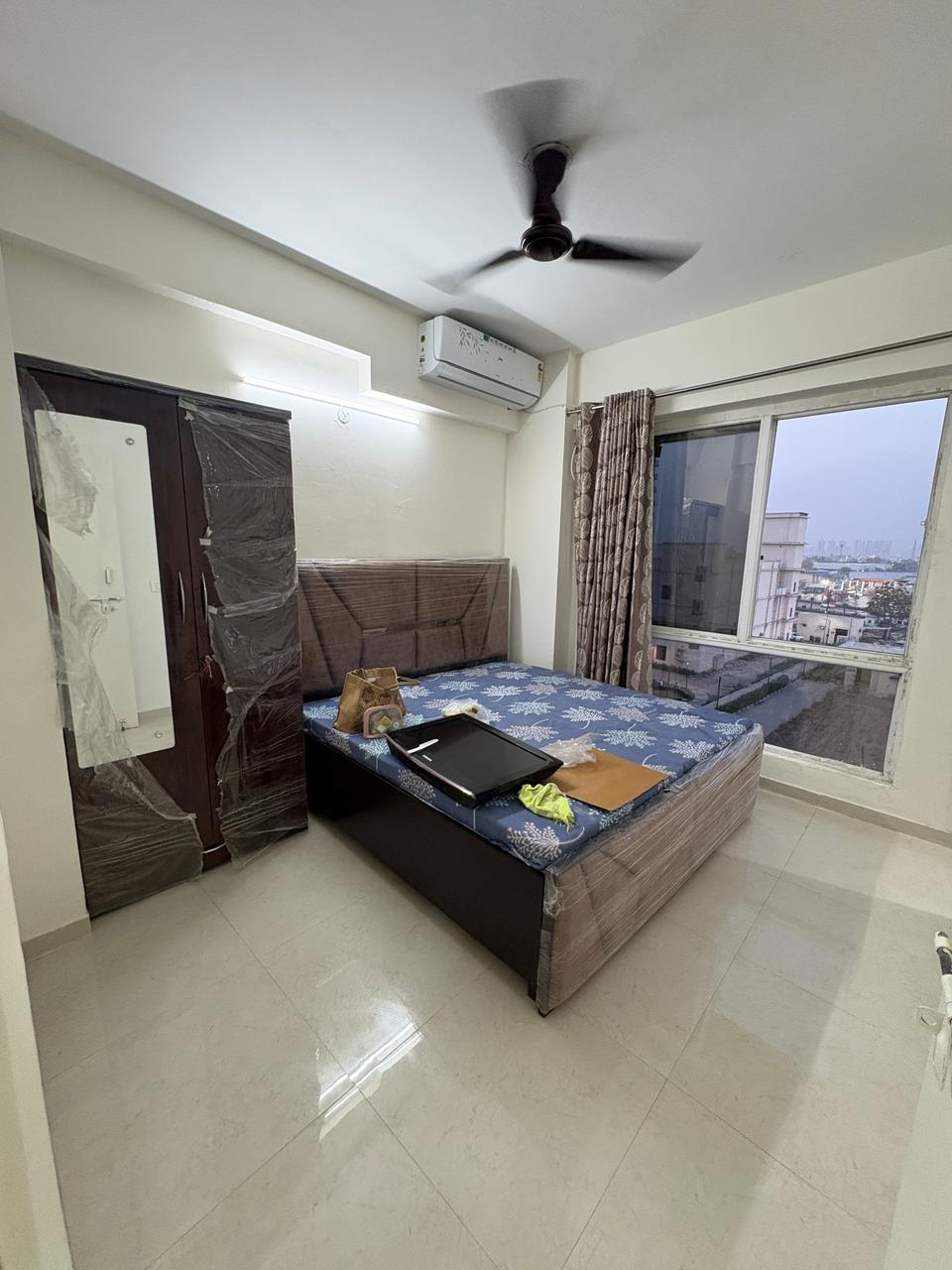 2 BHK Apartment For Rent in Signature The Millennia 2
