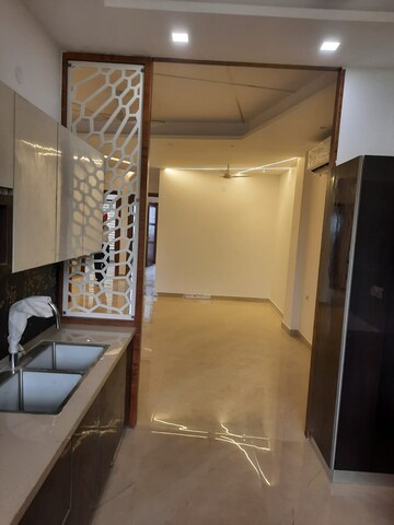 Staircase in 4 BHK Builder Floor at Parklands, Sector 85 – for Rent