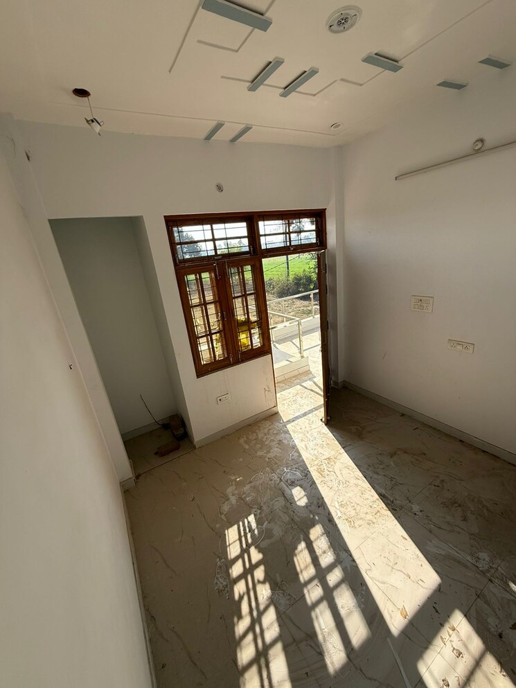 Room, lolai 3 Bedroom 1000 Sq.Ft. Independent House In Lolai Lucknow 8468562
