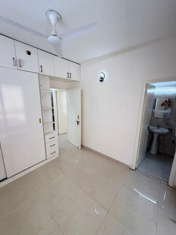 Room in 2 BHK Apartment at Signature The Millennia 2, Sector 37d – for Rent