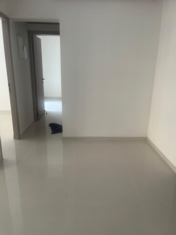 Room in 2 BHK Apartment at Ashar Axis, Majiwada – for Rent