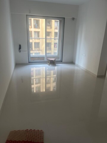 Room in 2 BHK Apartment at Ashar Axis, Majiwada – for Rent