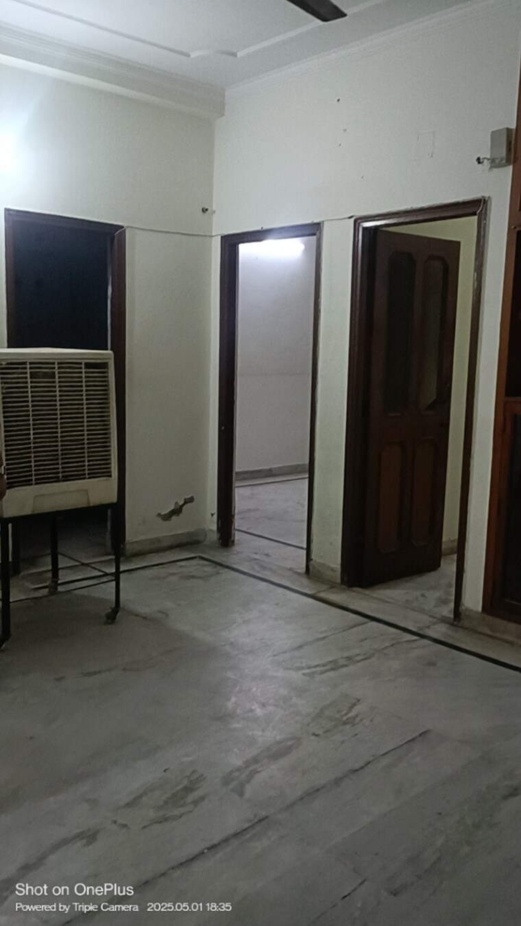 undefined, ashoka-enclave-faridabad 3 Bedroom 225 Sq.Yd. Builder Floor In Sector 34 Faridabad 8587317