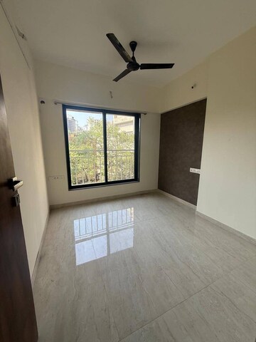 Room in 2 BHK Apartment at Chaitanya Anand Lunkhod CHSL, Andheri West – for Rent