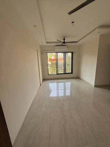 Room in 2 BHK Apartment at Chaitanya Anand Lunkhod CHSL, Andheri West – for Rent