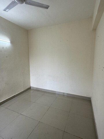 Room in 2 BHK Apartment at Conscient Habitat Residences, Sector 78 – for Sale