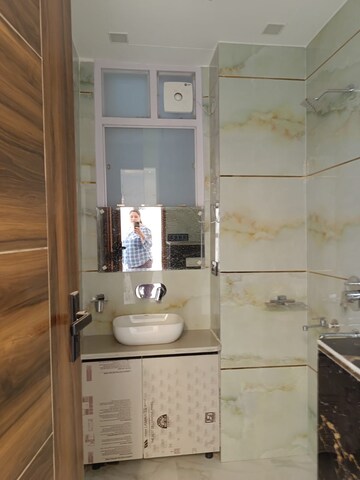 Bathroom in 3 BHK Builder Floor at Puri Kohinoor, Sector 89 – for Rent