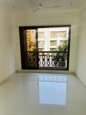 2 BHK Apartment For Rent in Chembur