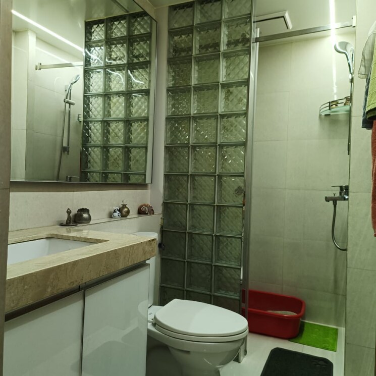 Bathroom, hiranandani-skylark-enclave 2 Bedroom 710 Sq.Ft. Apartment In Patlipada Thane 8587370