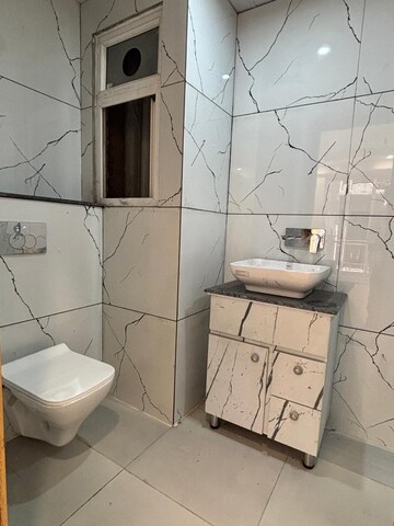 Bathroom in 3 BHK Builder Floor at Sushma Valencia, International Airport Road – for Sale