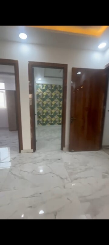Building Lobby in 3 BHK Builder Floor at Knowledge Park V Greater Noida – for Rent