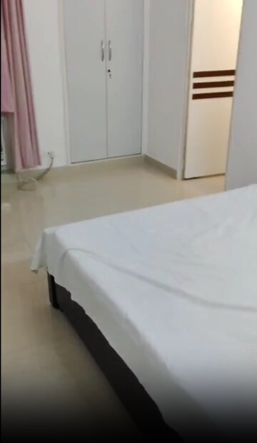 Bedroom in 3 BHK Apartment at Maple Heights, Sector 43 – for Rent