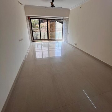 Room in 2 BHK Apartment at Goregaon East – for Rent