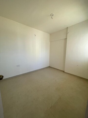 Room in 1 BHK Apartment at Runwal My City, Dombivli East – for Rent