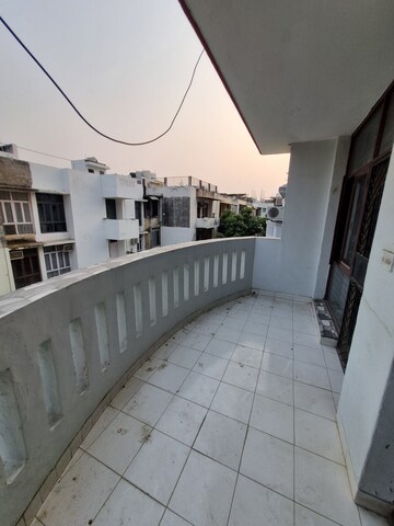 Balcony in 2 BHK Builder Floor at Sector 57 – for Rent