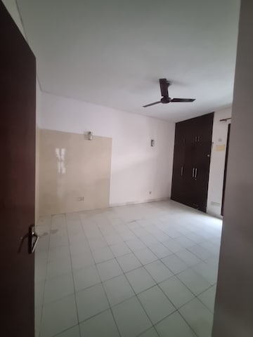 Bathroom in 2 BHK Builder Floor at Sector 57 – for Rent