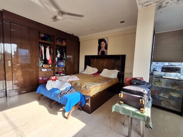 Bedroom in 2 BHK Apartment at Swastik CHS Vile Parle West, Vile Parle West – for Rent