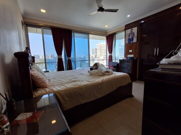 Bedroom in 2 BHK Apartment at Swastik CHS Vile Parle West, Vile Parle West – for Rent
