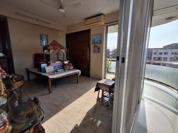Parking in 2 BHK Apartment at Swastik CHS Vile Parle West, Vile Parle West – for Rent