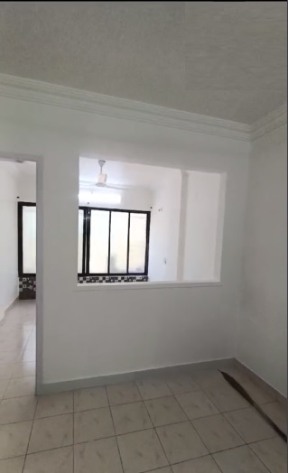 1 BHK Apartment For Rent in Thakur Complex