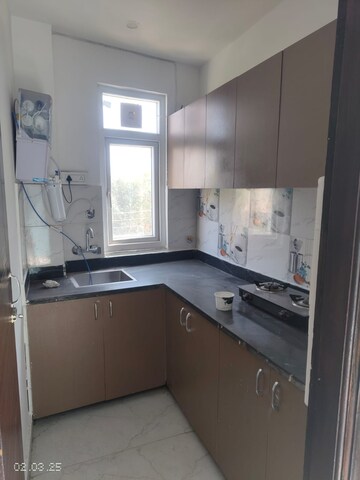 Kitchen in 1 BHK Builder Floor at Sector 57 – for Rent