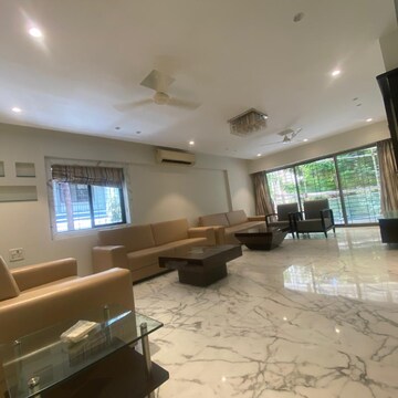 4 BHK Apartment For Rent in Santacruz West