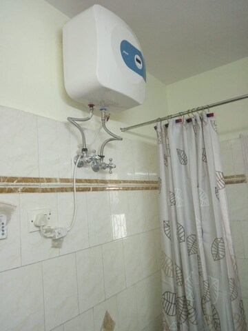 Bathroom in 2 BHK Apartment at Pyramid Heights, Sector 85 – for Rent