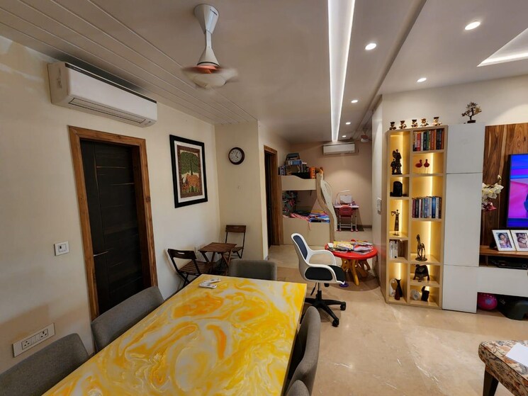 Bedroom, vasant kunj 3 Bedroom 1600 Sq.Ft. Apartment In Vasant Kunj Delhi 8587761