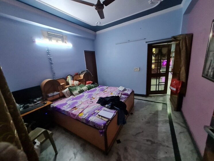 Bedroom, sector 12 4 Bedroom 171 Sq.Mt. Independent House In Sector 12 Noida 8587760