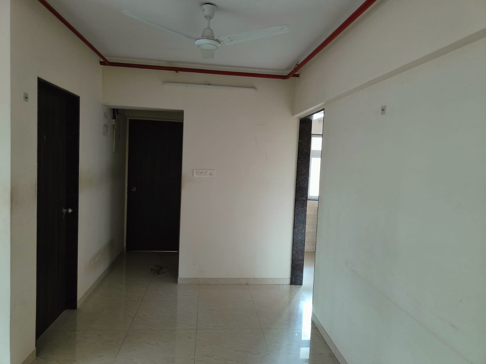 2 BHK Apartment For Rent in Shell Colony