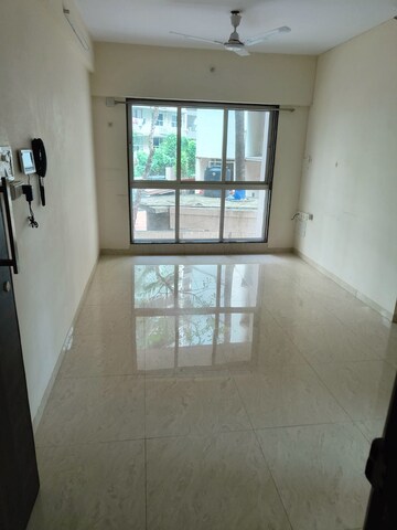 Room in 2 BHK Apartment at Shell Colony, Chembur – for Rent