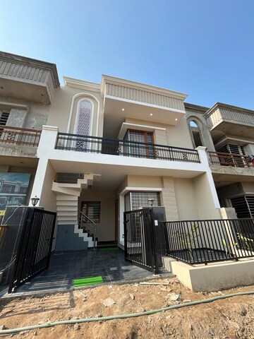 3 BHK Villa For Sale in Sector 123