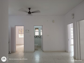 Bathroom in 3 BHK Apartment at Vasant Kunj – for Rent