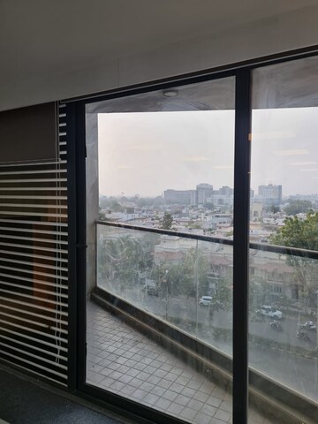   Office Space at Thaltej – for Rent