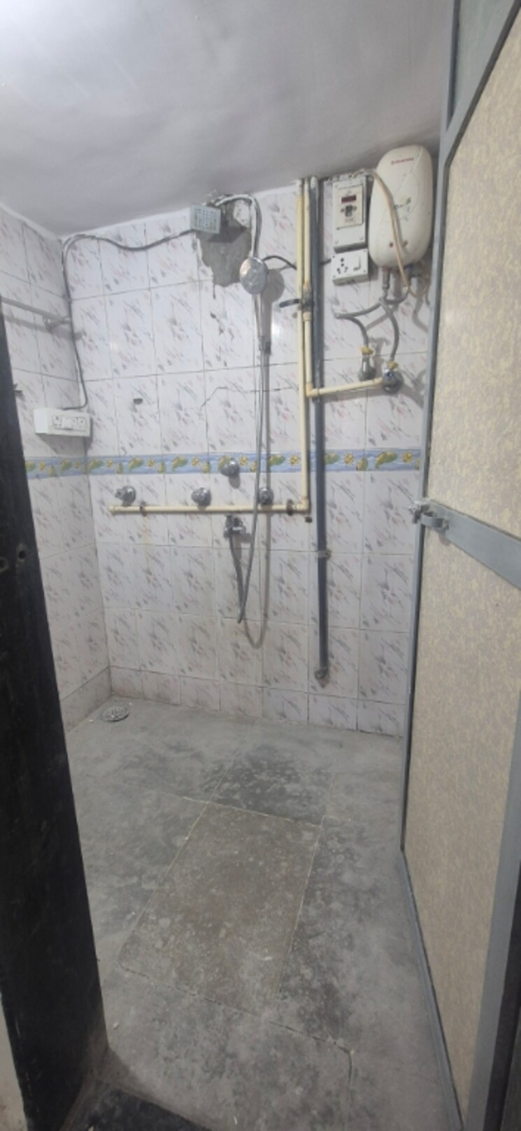 Balcony, mahudi-darshan 1 Bedroom 400 Sq.Ft. Apartment In Kandivali East Mumbai 8587842