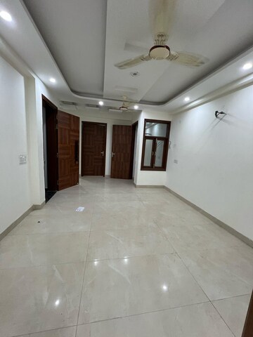 Room in 2 BHK Builder Floor at Chattarpur – for Rent