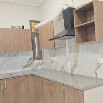 Bathroom in 2 BHK Builder Floor at Sector 23 – for Rent