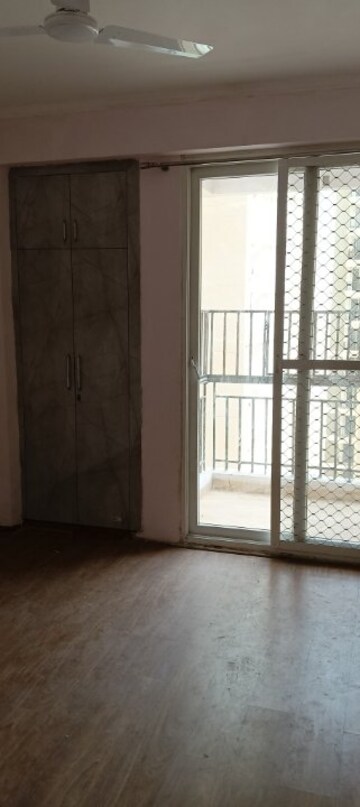 3 BHK Apartment For Rent in Amrapali Golf Homes, Sector 4 Greater Noida