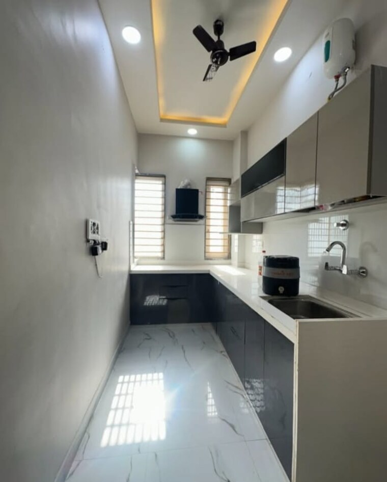 Kitchen, sector 32 3 Bedroom 2250 Sq.Ft. Builder Floor In Sector 32 Faridabad 8587974