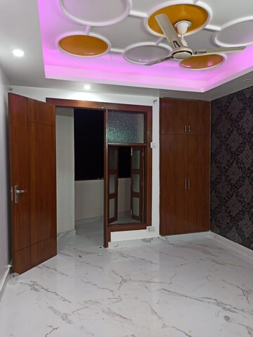 Room in 3 BHK Builder Floor at Panchsheel Vihar – for Sale