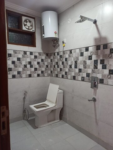 Master Bedroom in 3 BHK Builder Floor at Panchsheel Vihar – for Sale