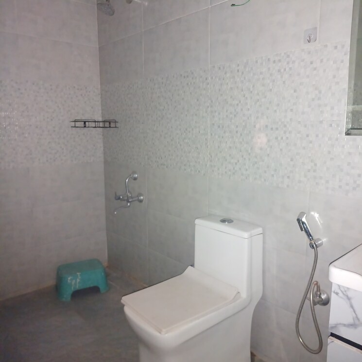 Bathroom, sector 23 2 Bedroom 1200 Sq.Ft. Villa In Sector 23 Gurgaon 8588013